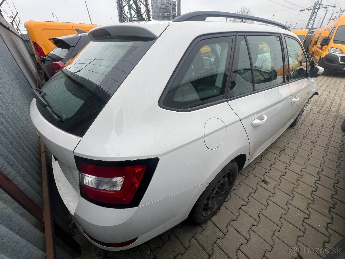 Škoda Fabia com. 1.0 TSI 70kW - 4