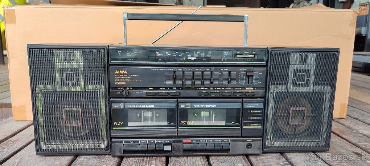Radiomagnetofon AIWA - 4