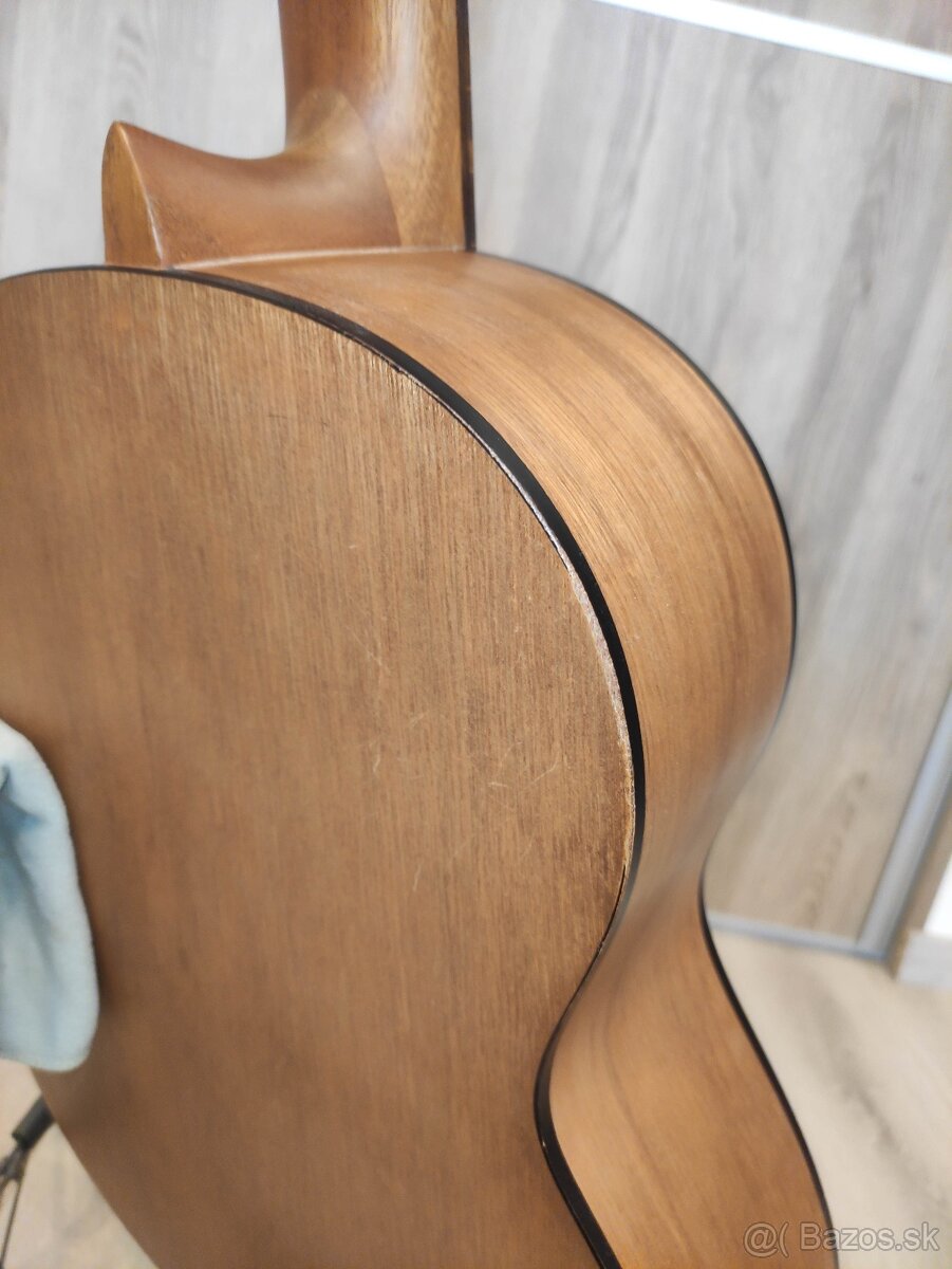 Klasická gitara Yamaha C40M - 4
