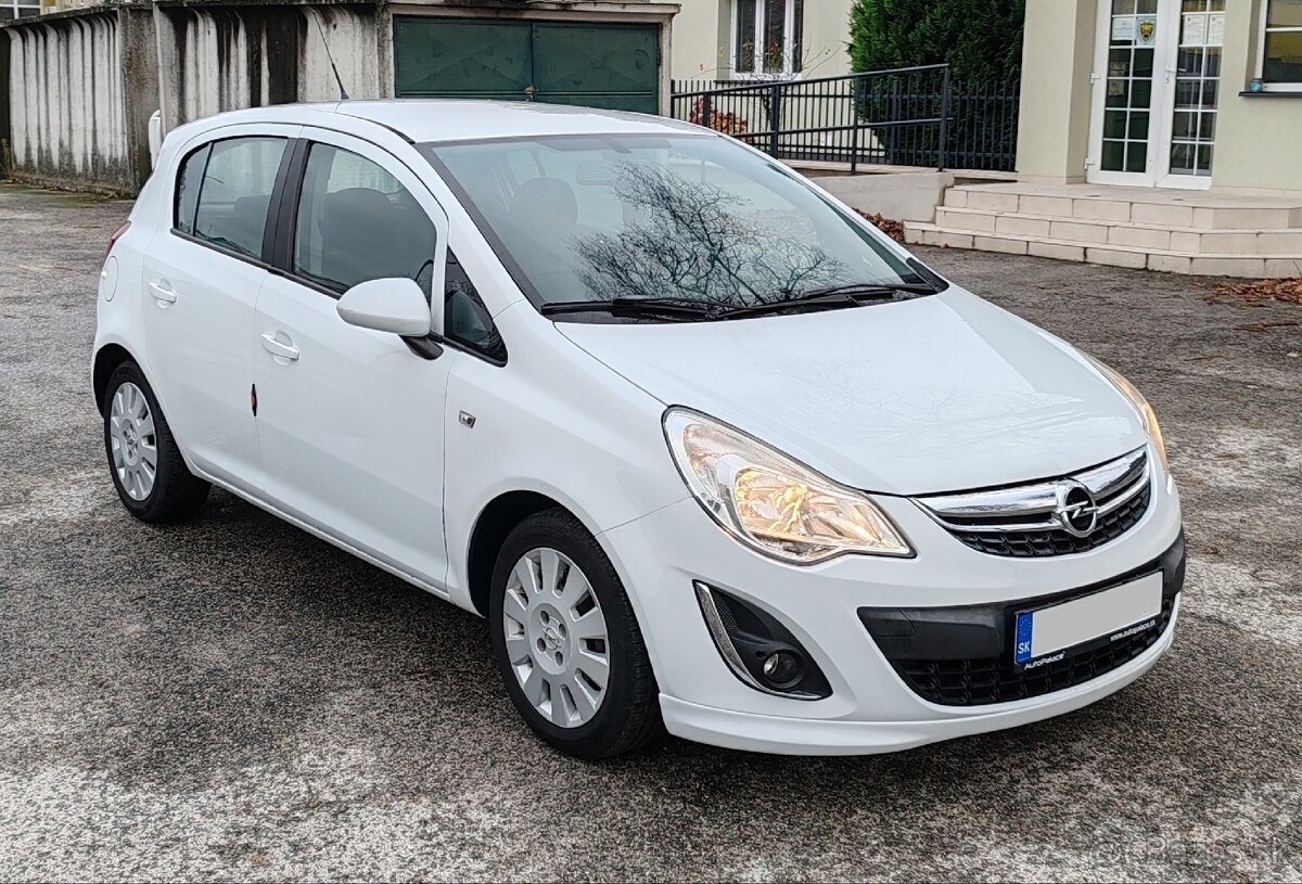 Opel corsa D facelift 1.2 16v 2012 - 4