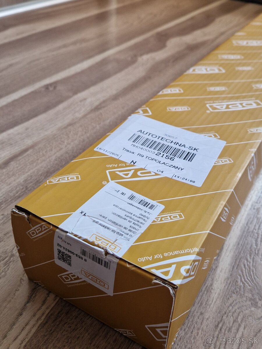 Lišta na kapotu Fabia 2 - 4