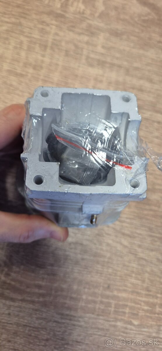 Valec Stihl MS230 - 4