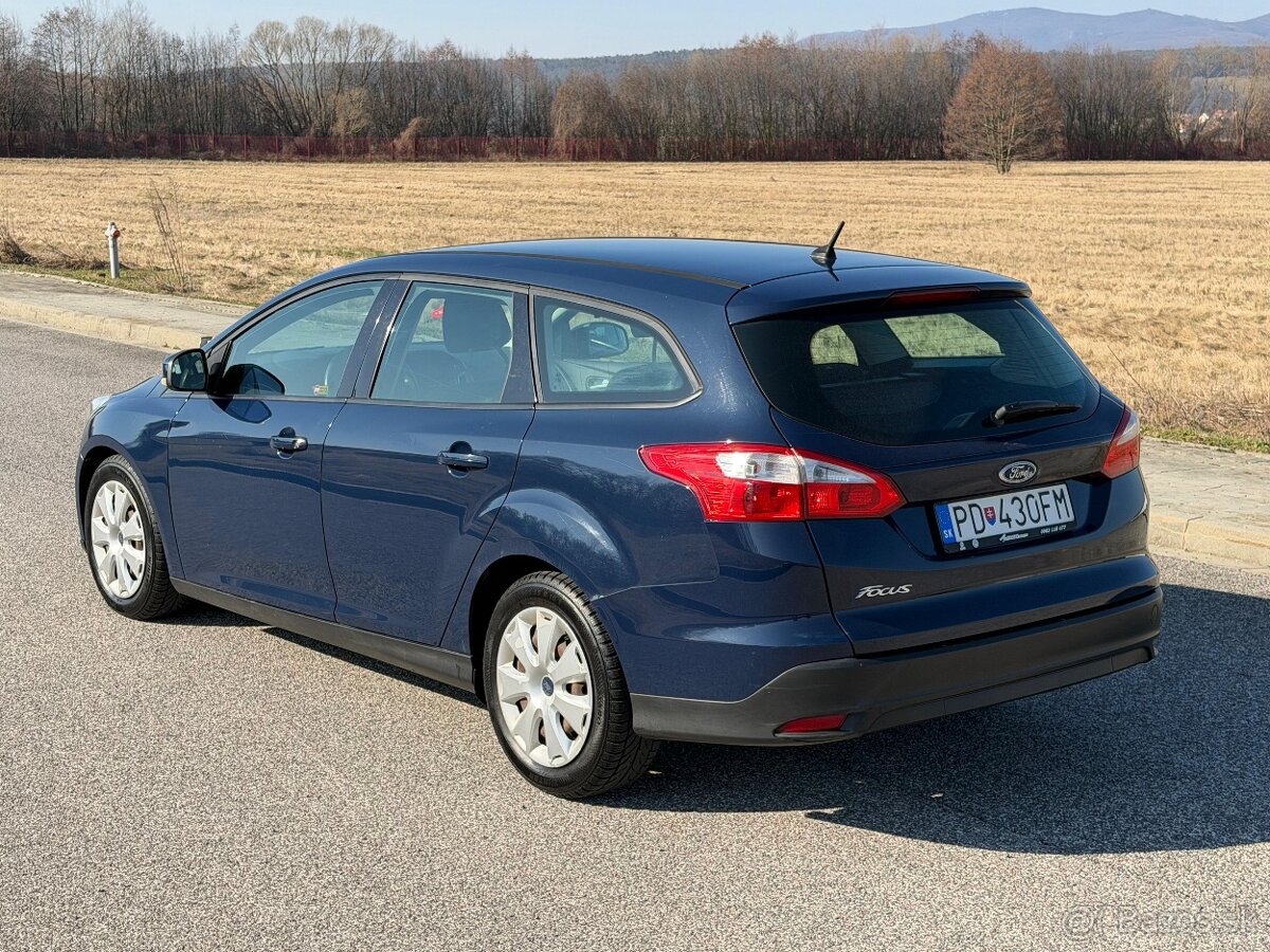 FORD Focus kombi/2011/1,6 Diesel - 4