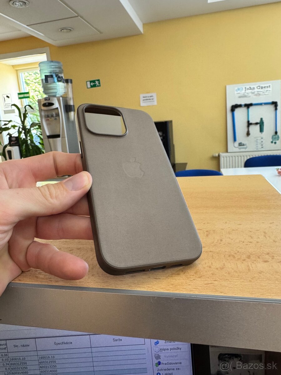 Originál kryt pre iPhone 15 Pro Max - 4