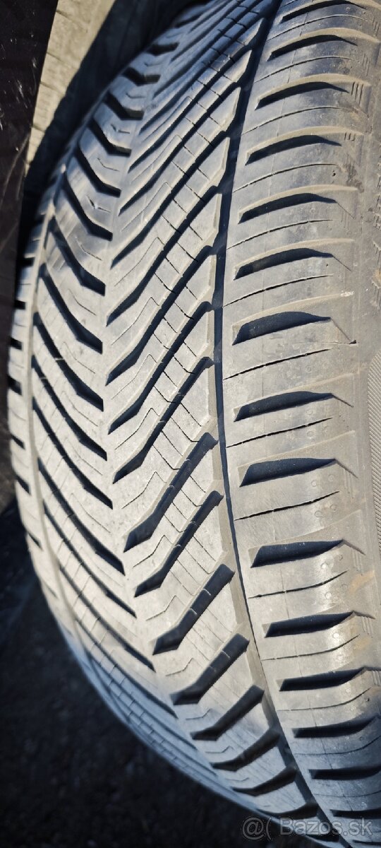PNEUMATIKY ZIMNE A CELOROCKY 245/45/18 - 4
