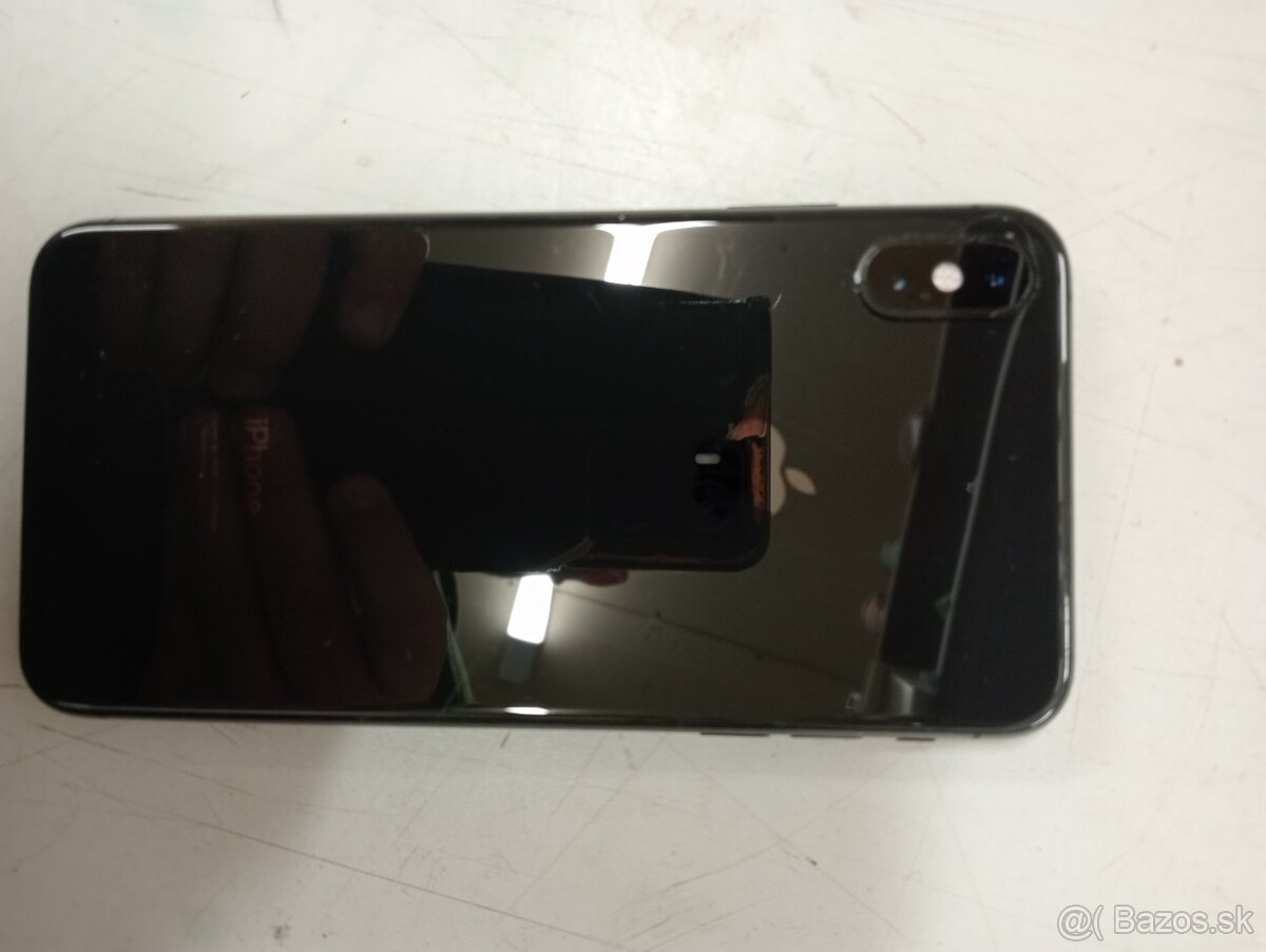 Apple iPhone XS Max 64 GB – batéria 83 % - 4