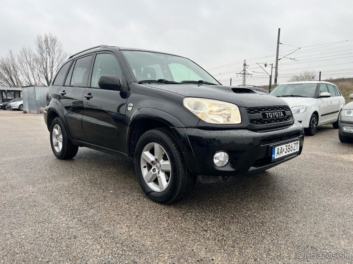 Toyota RAV4 2,0D nafta, 85kW, MT5, rok:02.2006. - 4