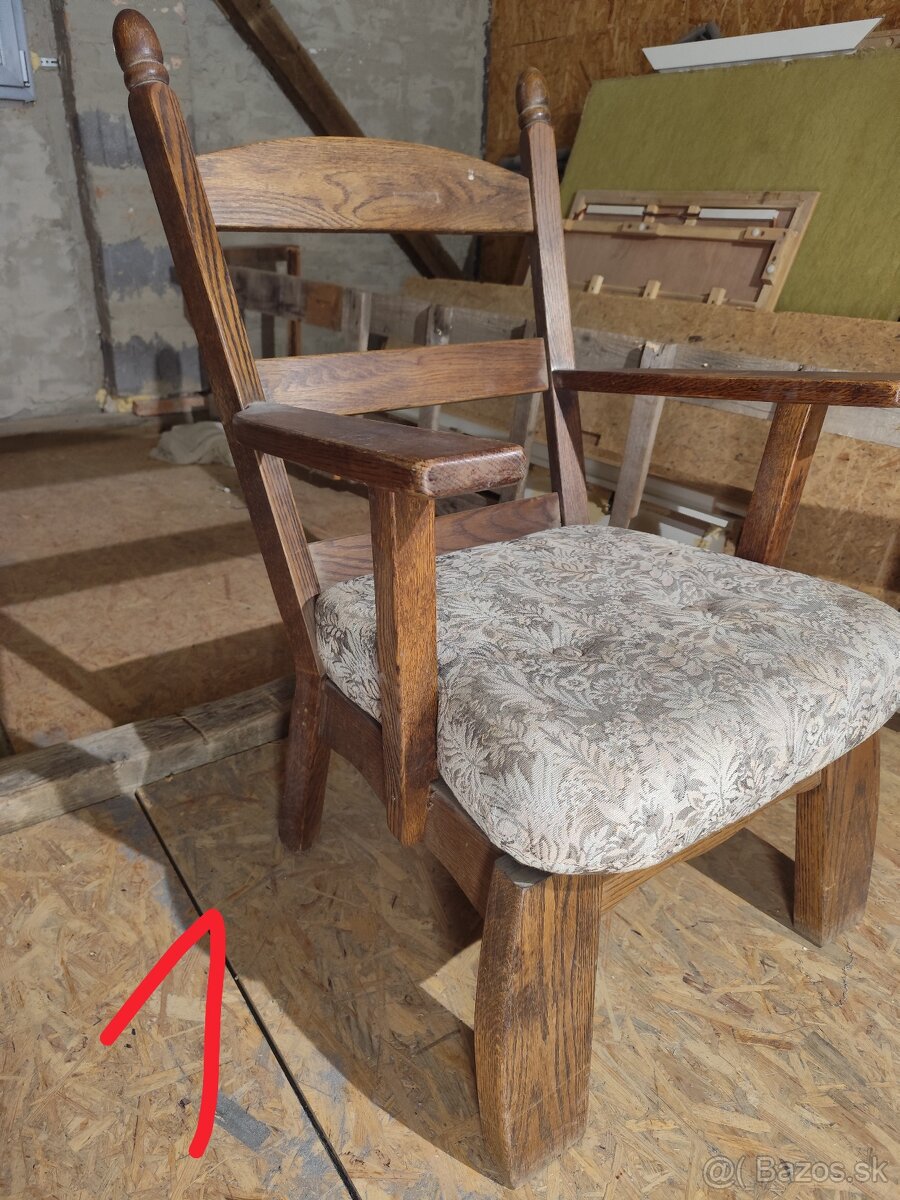 Sedačka+rôzne stoličky - 4