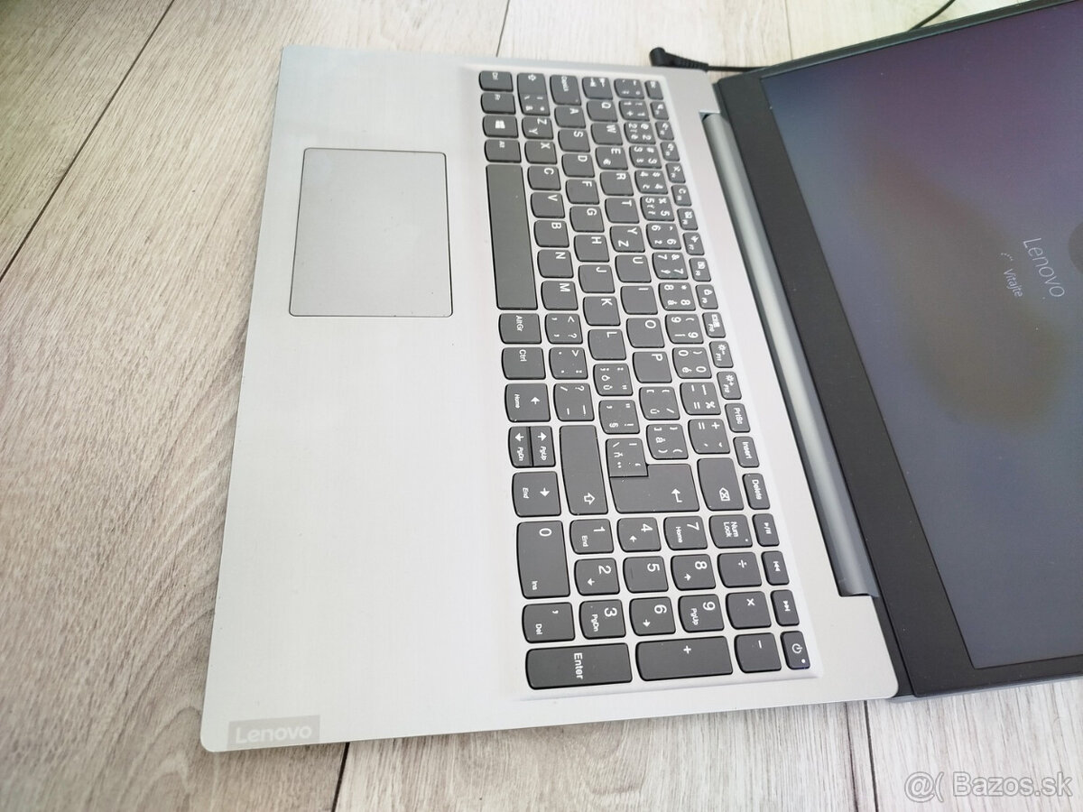 notebook Lenovo - 15.6", Celeron, 4GB, 500GB, Windows 10 - 4