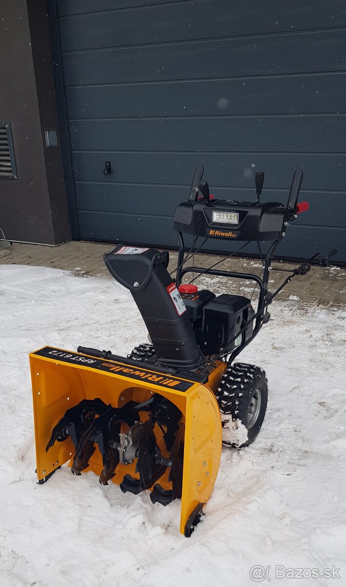 Snežná motorová fréza Riwall - 4