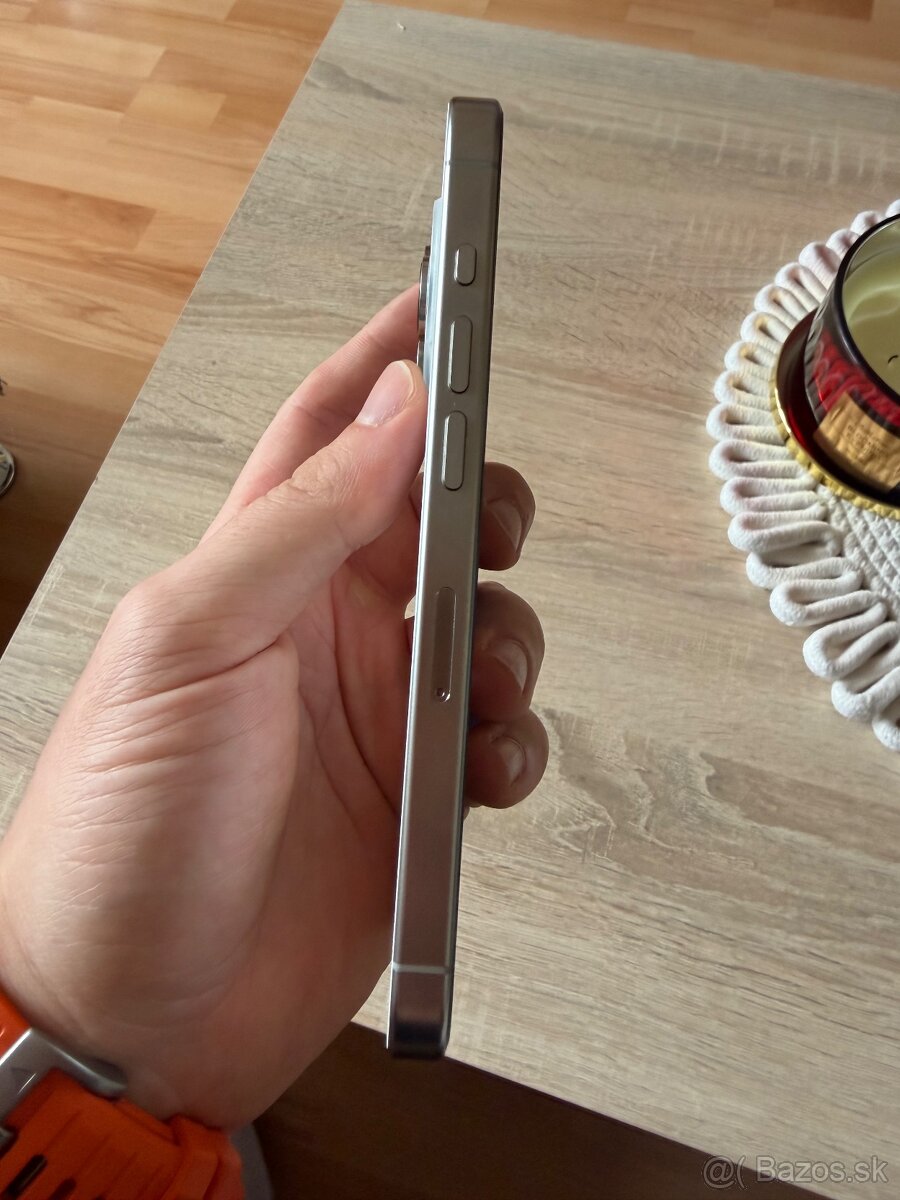iPhone 15 Pro 128GB - 4