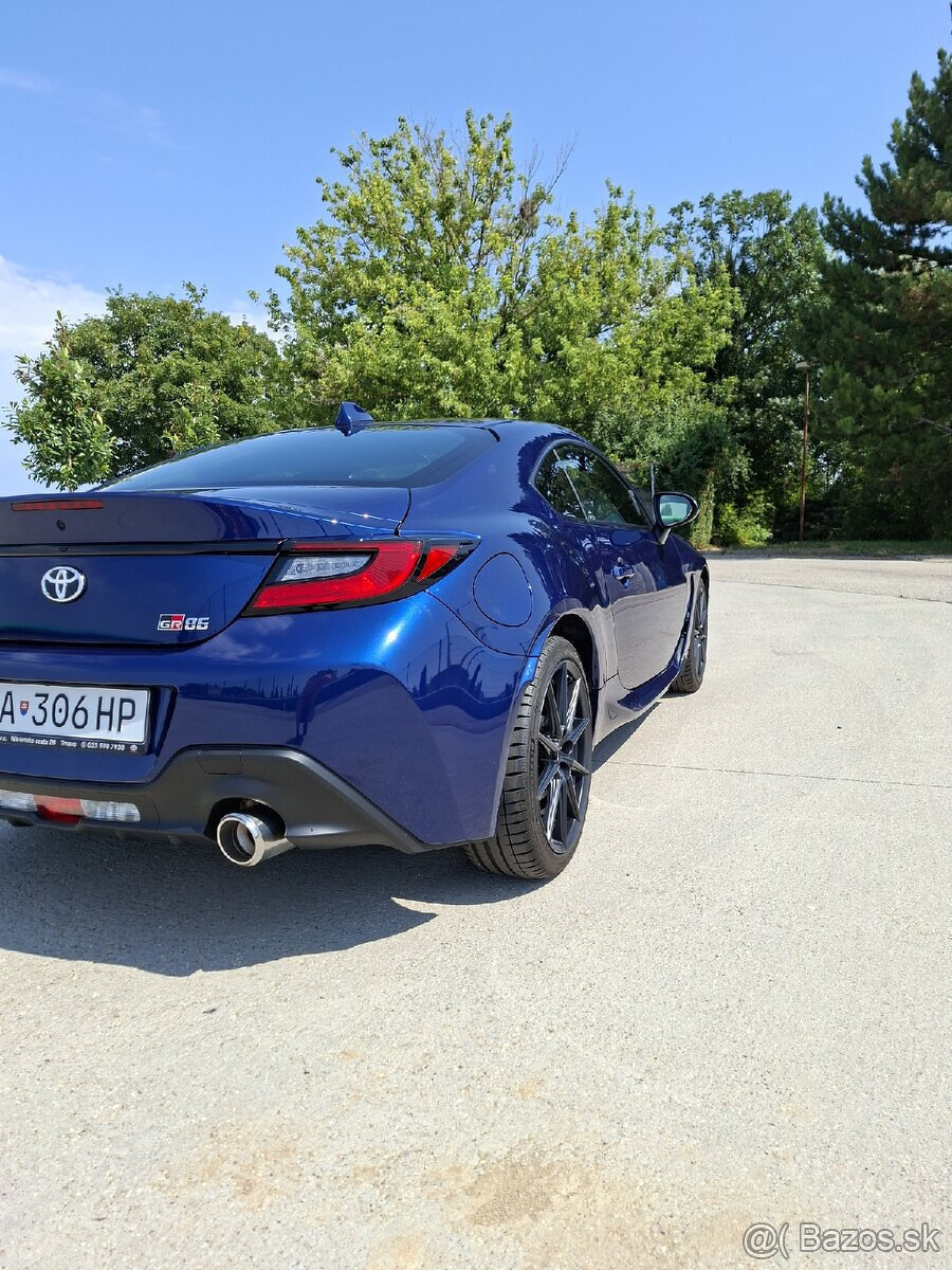 Toyota GR86 Executive 6MT - 4