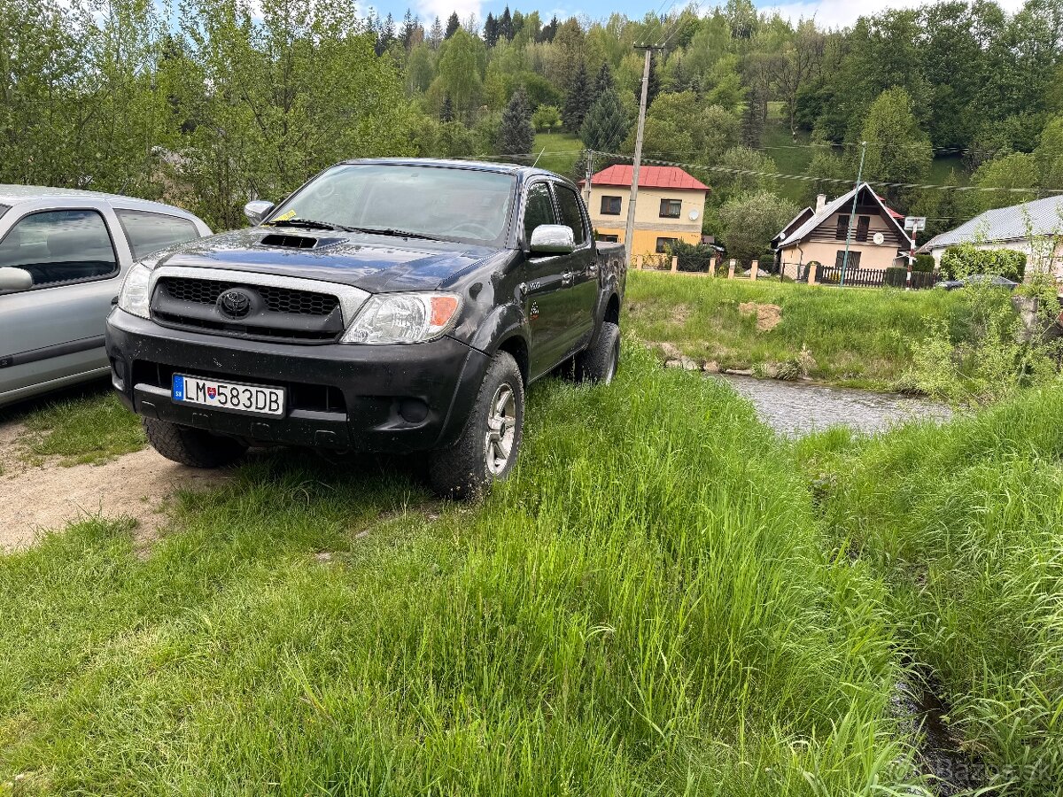 Toyota Hilux 3.0