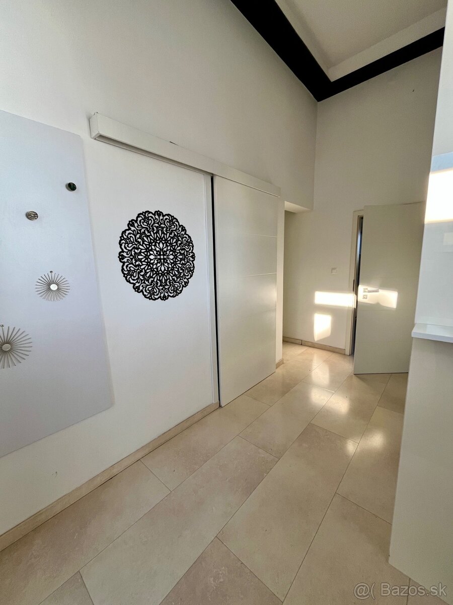 Rodinný dom s 5 apartmánmi (možná hypotéka) – Budimír,Košice - 4