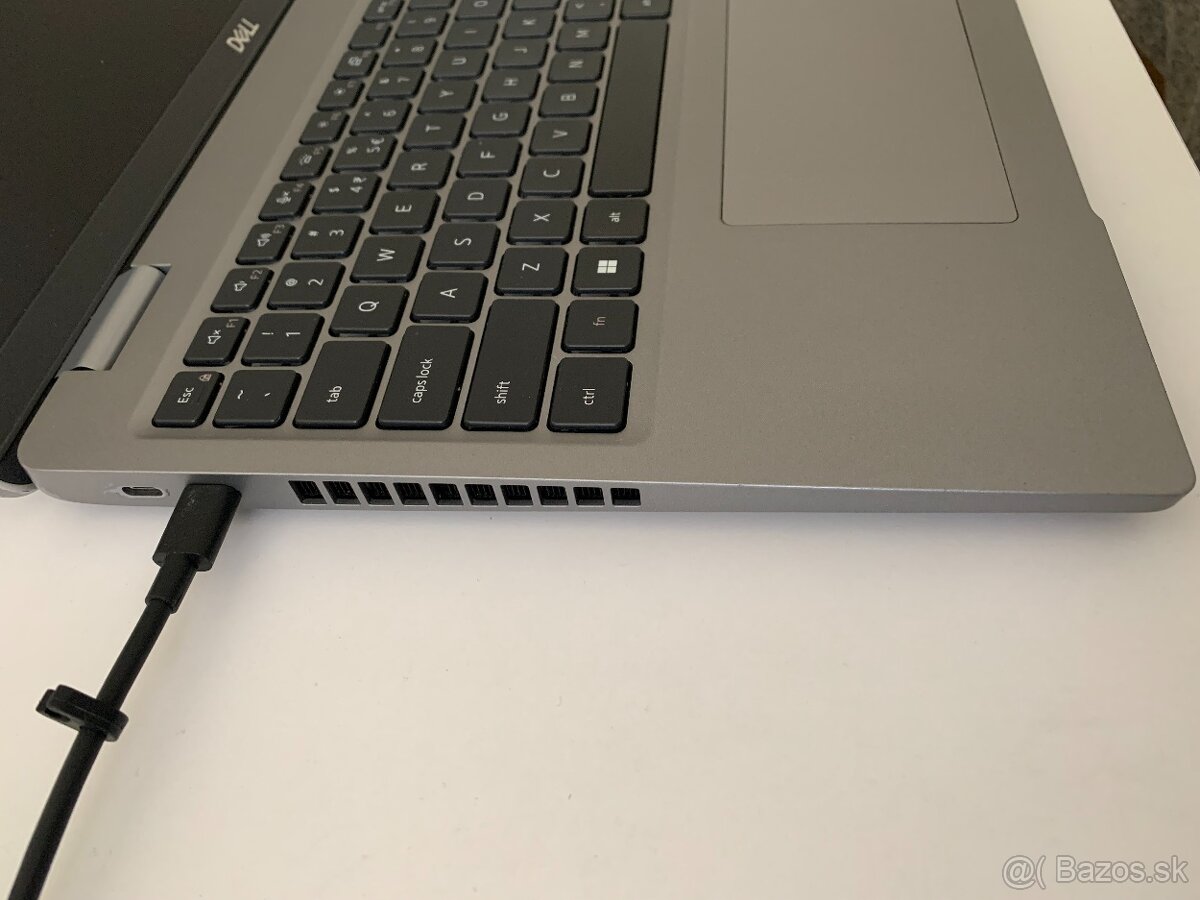 Dell Latitude 5520 – dotyková obrazovka - 4