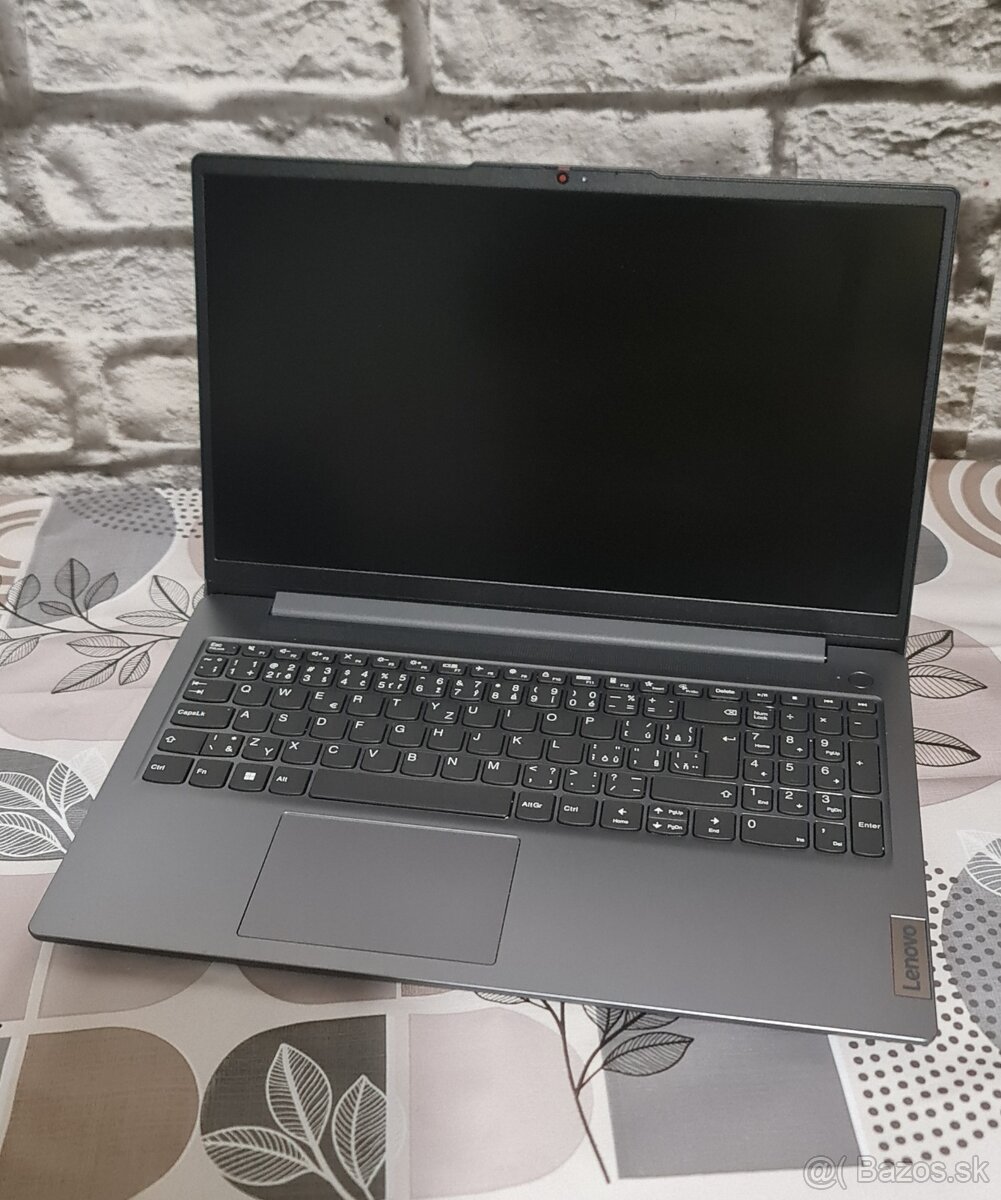 LENOVO IDEAPAD SLIM 3 - 4