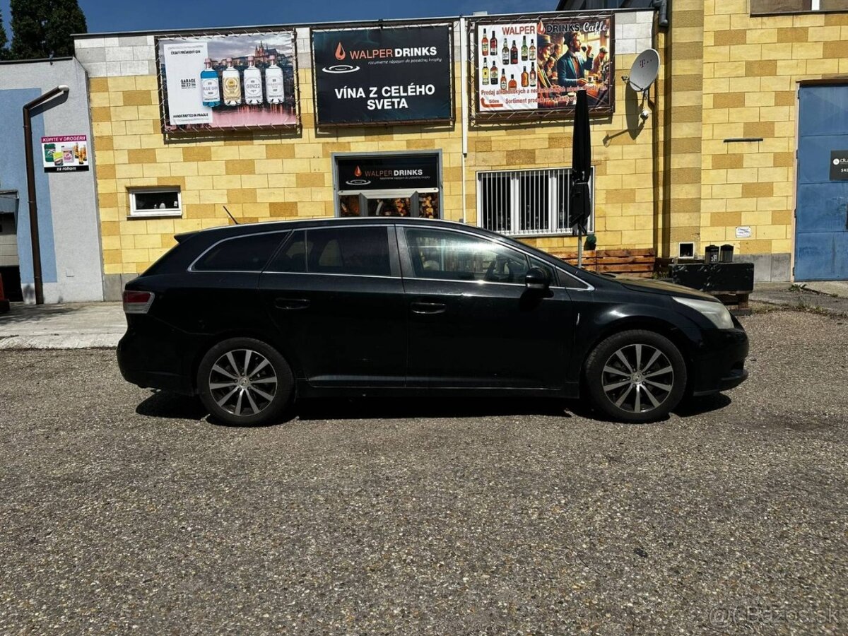 Toyota Avensis combi 2.2 D-4D Exclusive - 4