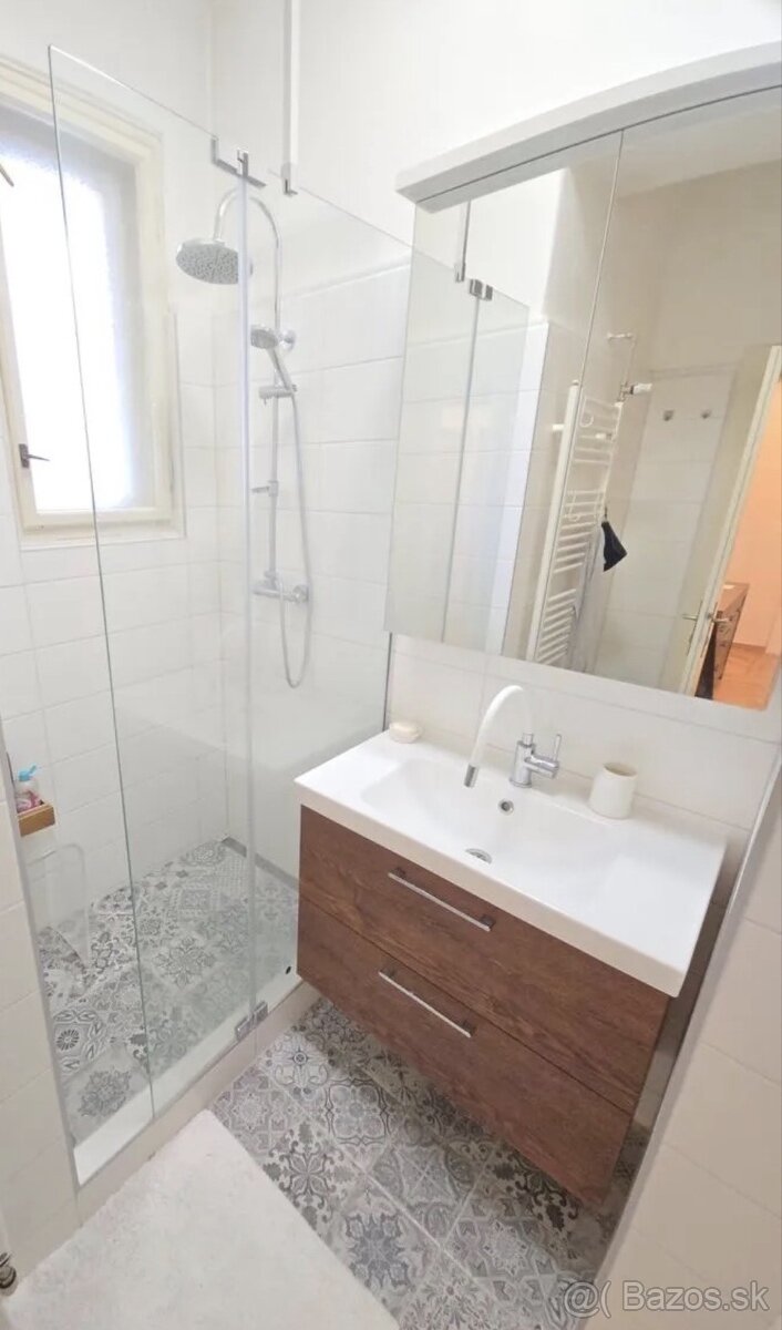 Prenájom 2i byt centrum BB - 4