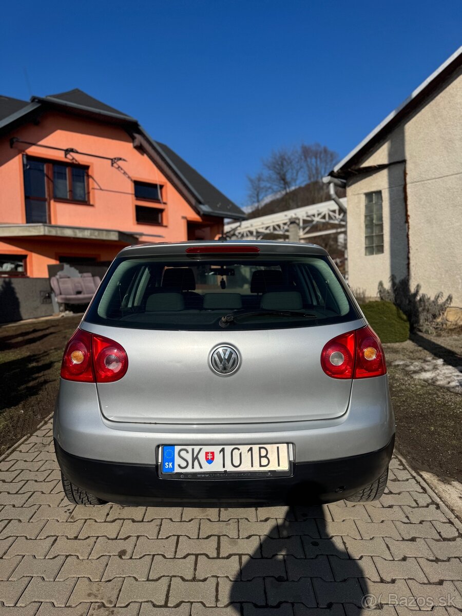 Predam Volkswagen Golf 5 - 4