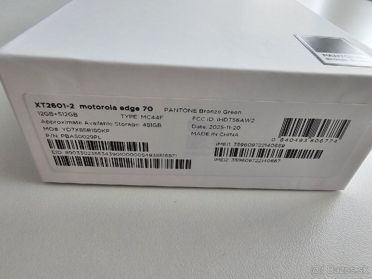 Motorola edge 70 + moto tag - 4