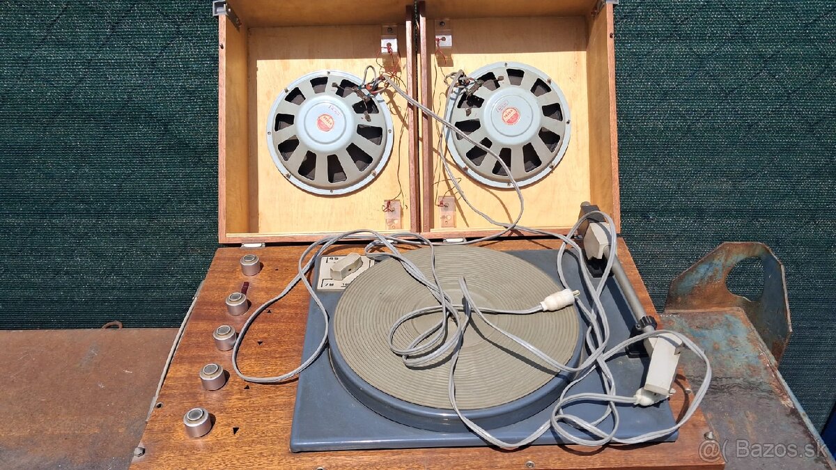 Tesla gramo - 4