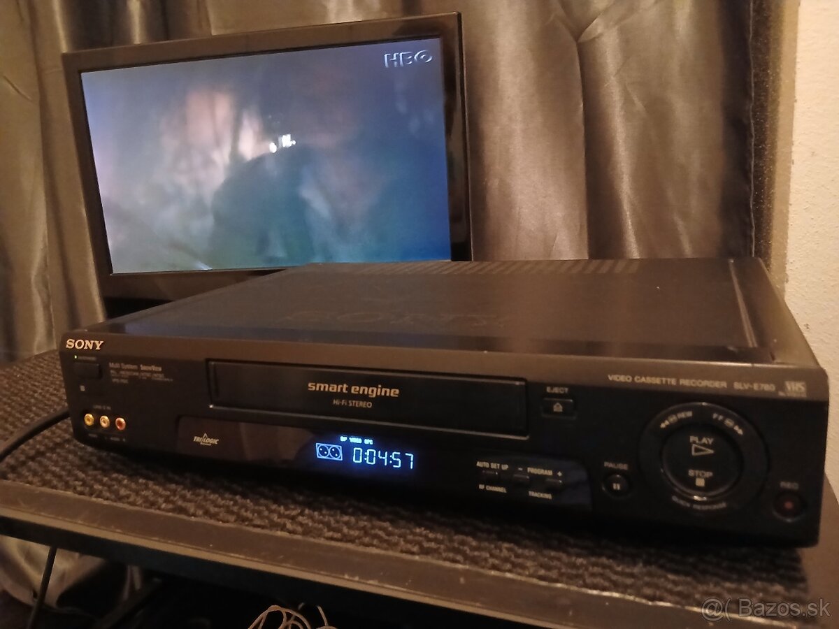 VIDEO RECORDER SONY SLV -E780 - 4