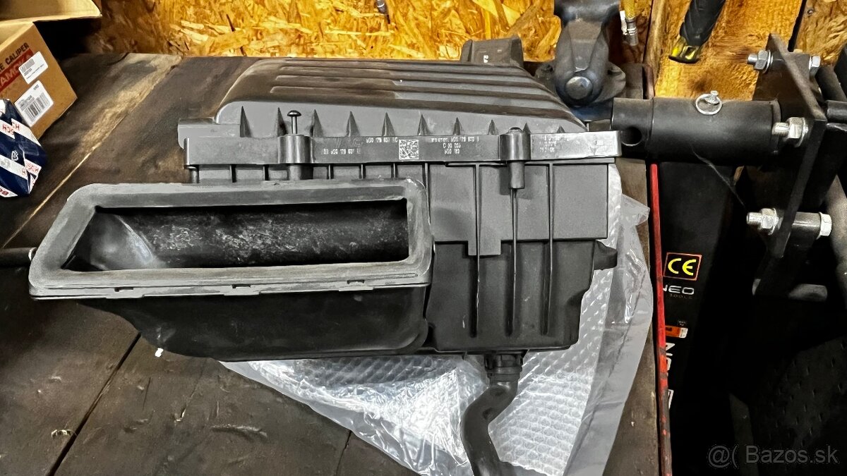 Obal vzduchove filtra,airbox 2.0 TDI,1.8 TSI VW Skoda - 4