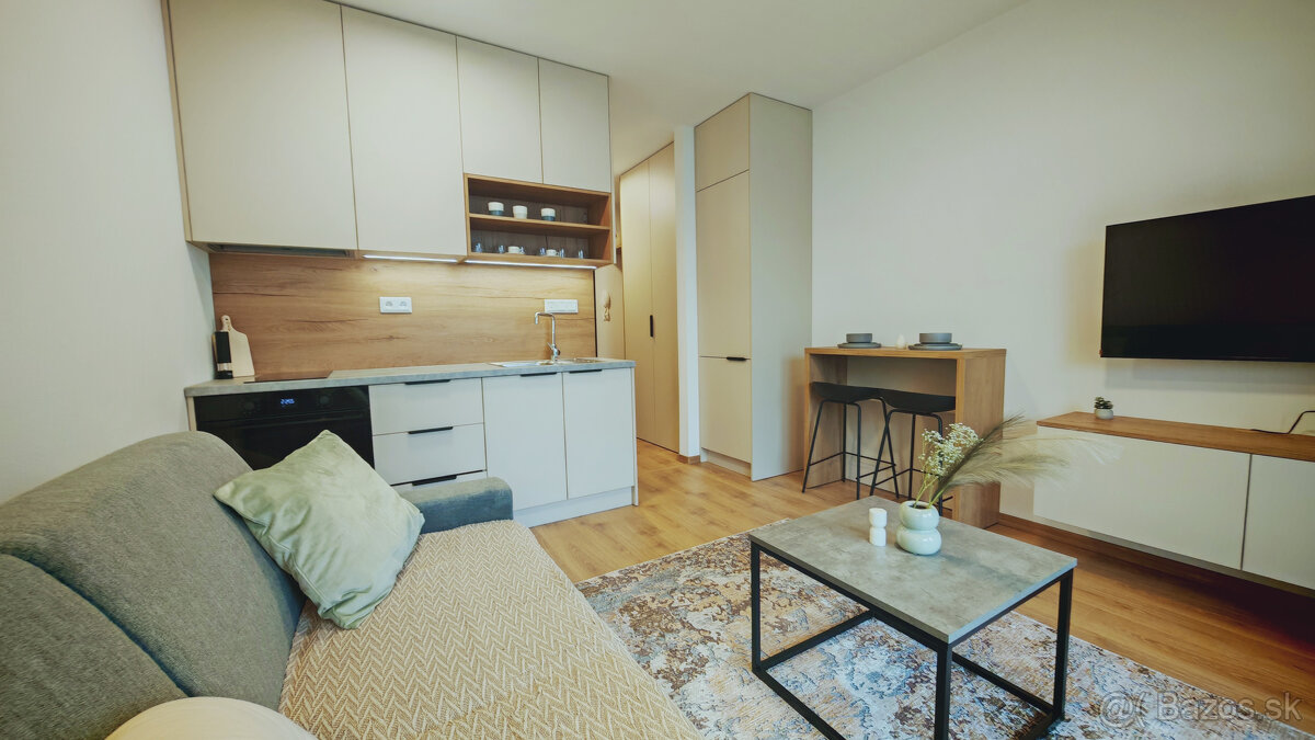FINREA│Kompletne zariadená garsonka s predzáhradkou - 4