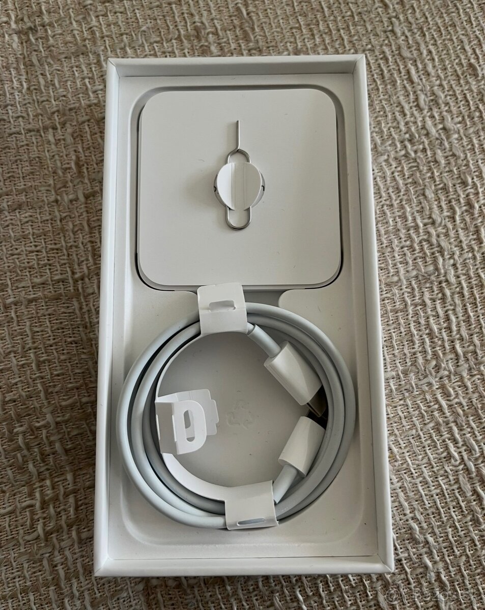 iPhone 13 mini 128 GB - 4