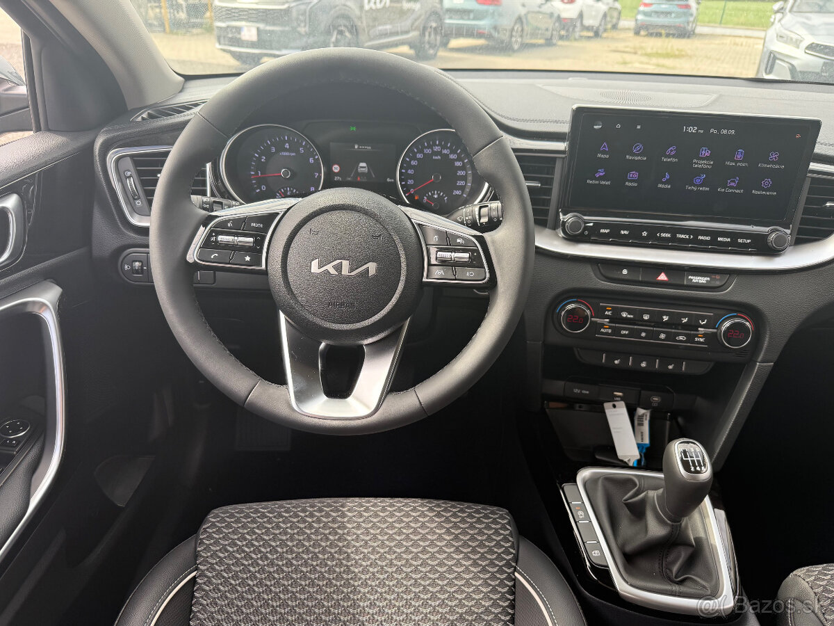 Ceed 1,5 T-GDi M6 GOLD+GOLD PACK MY25 - 4