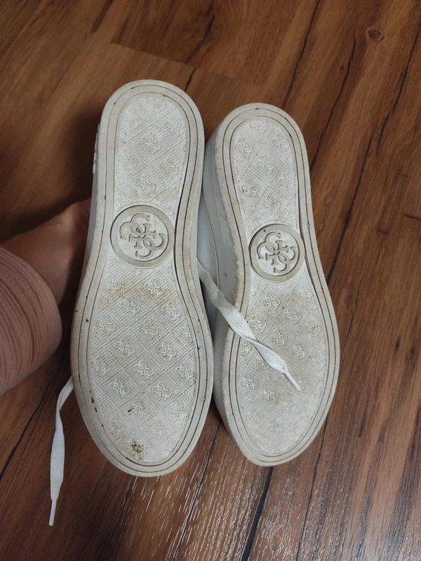 Elegantné tenisky GUESS - 4