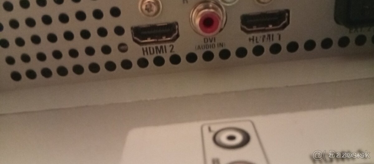 PS4 + TV Philips – komplet set na hranie - 4