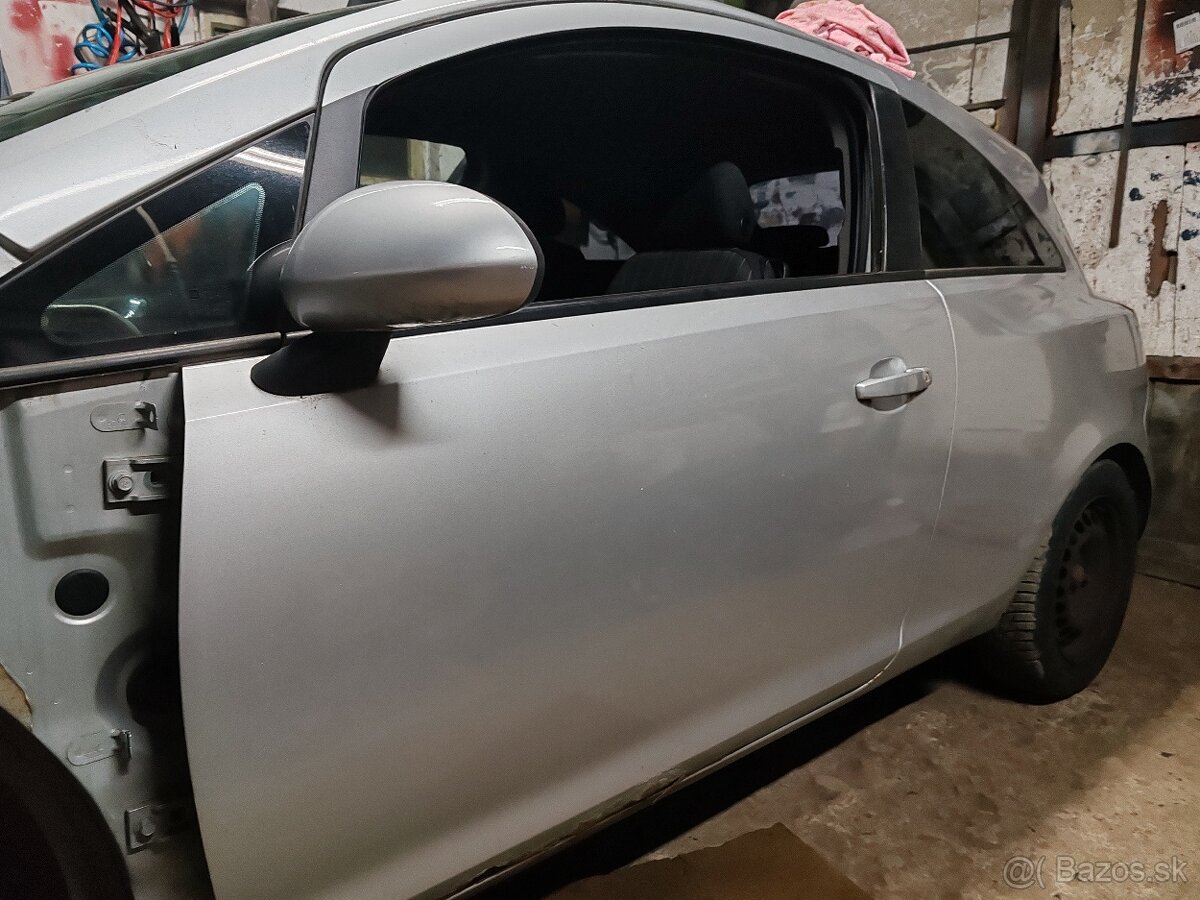 Corsa D predne dvere 3 dverova verzia - 4