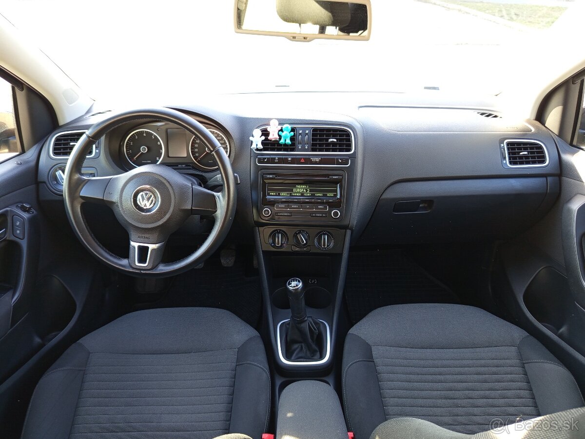 Predám Volkswagen Polo 1.2 benzín - 4