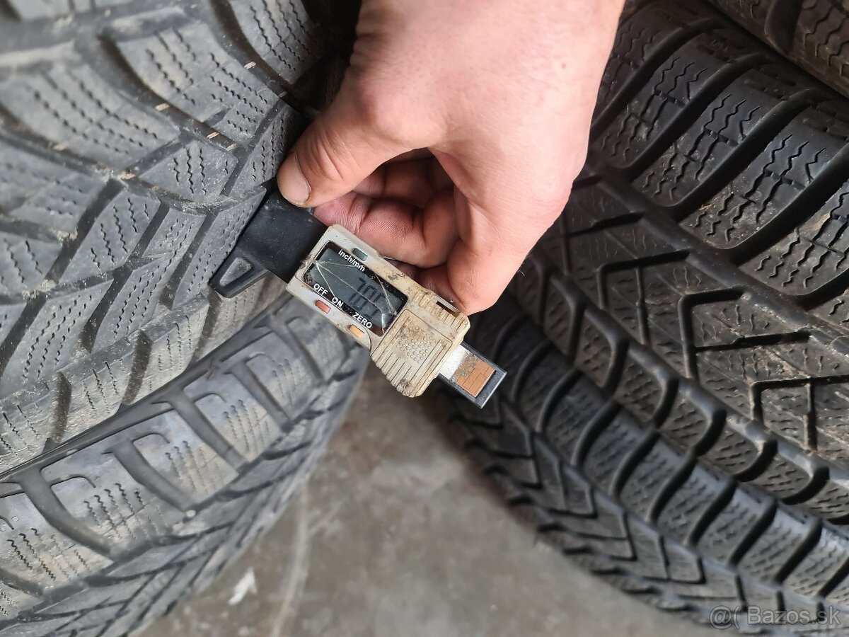 ZIMNE PNEUMATIKY 255/40 R20 - 4