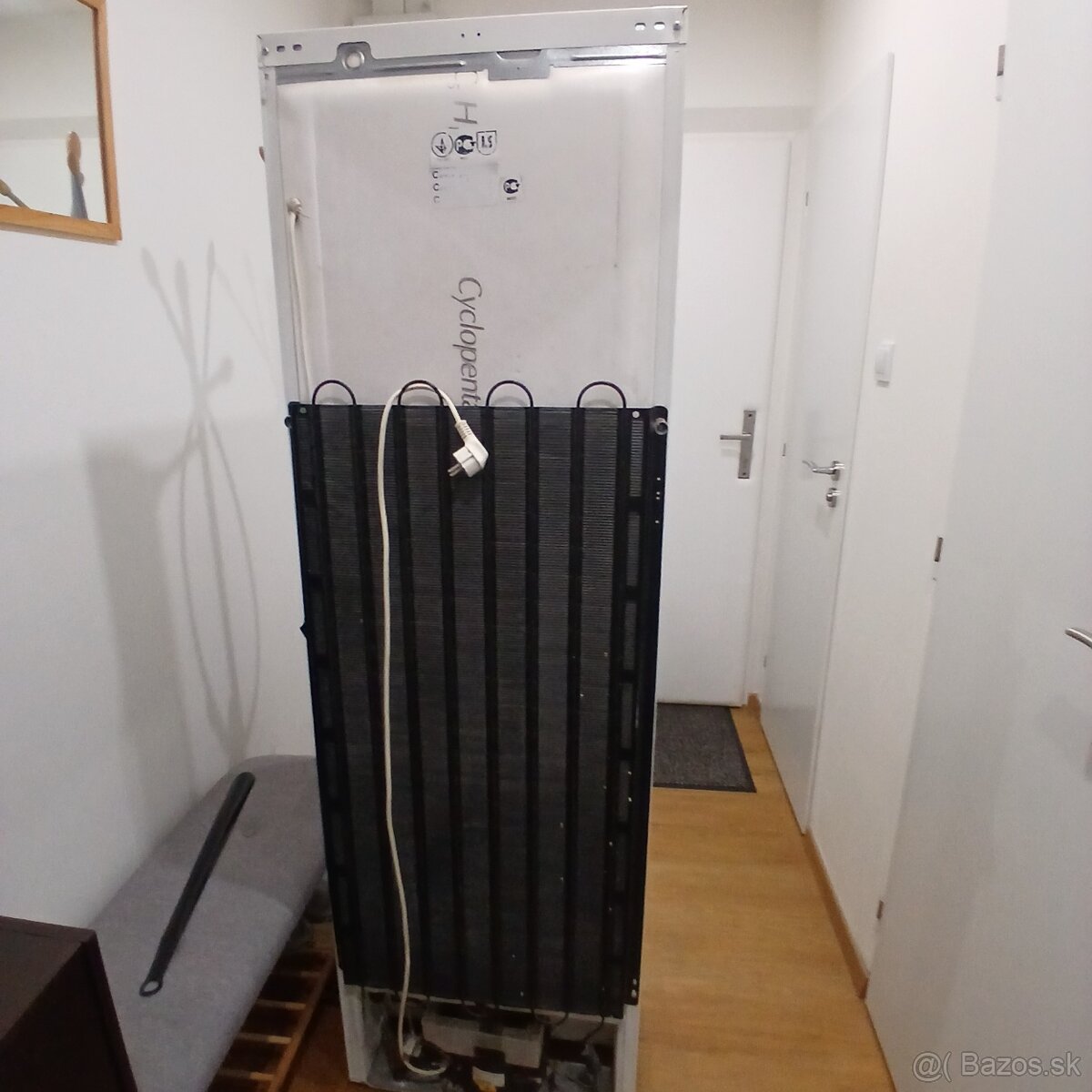 Predám funkčnú chladničku s mrazničkou – 50 € - 4