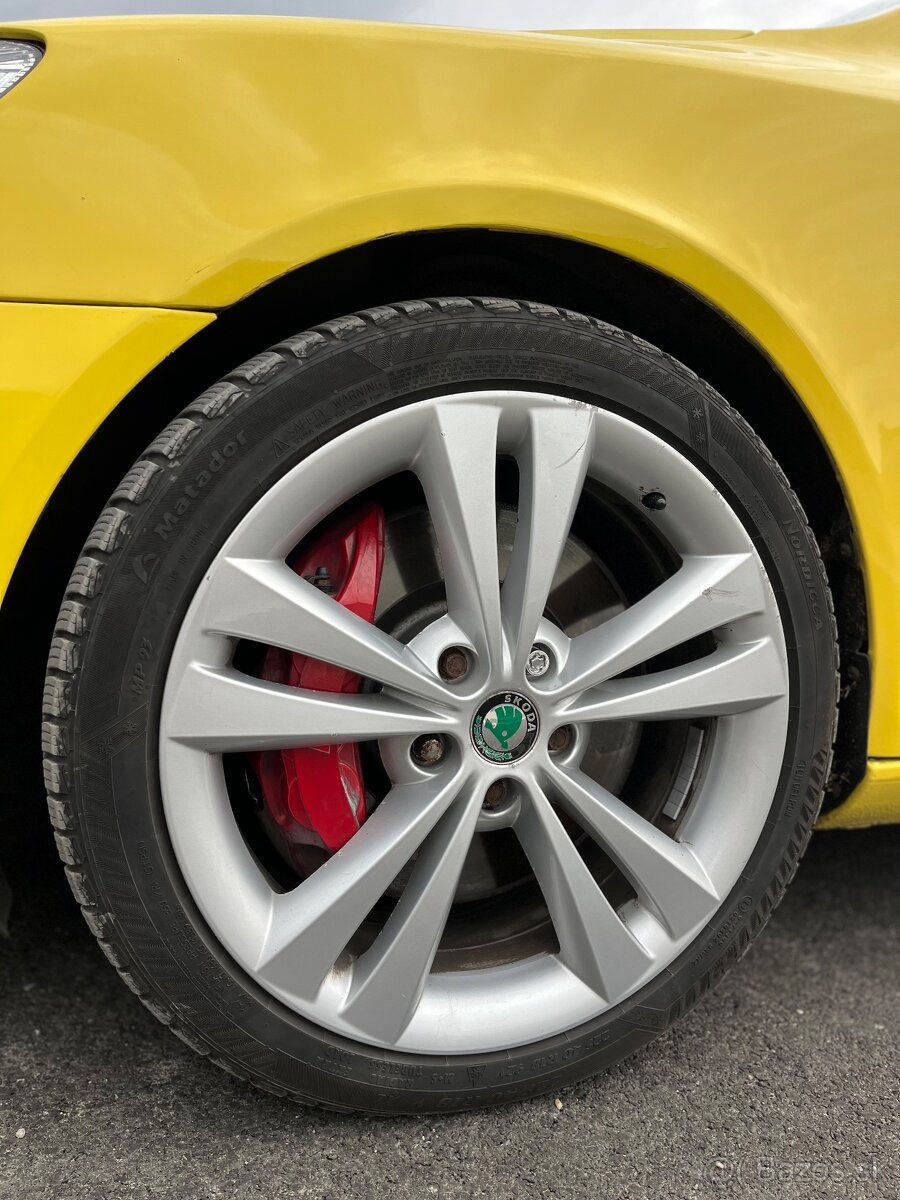 Škoda Octavia 2 RS Facelift - 4