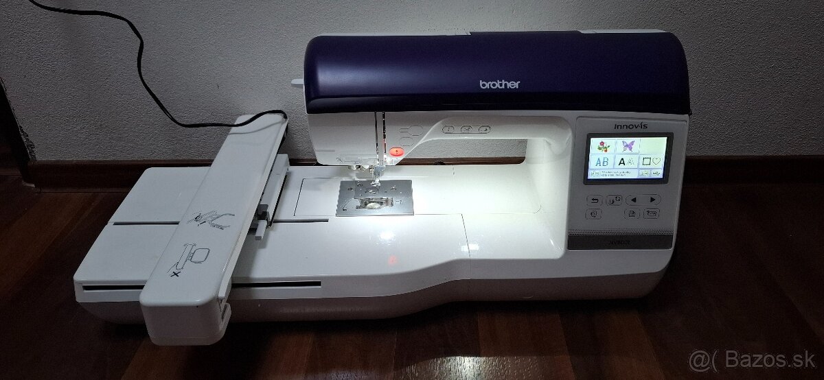 Vyšívací stroj Brother Innov-is NV800E - 4