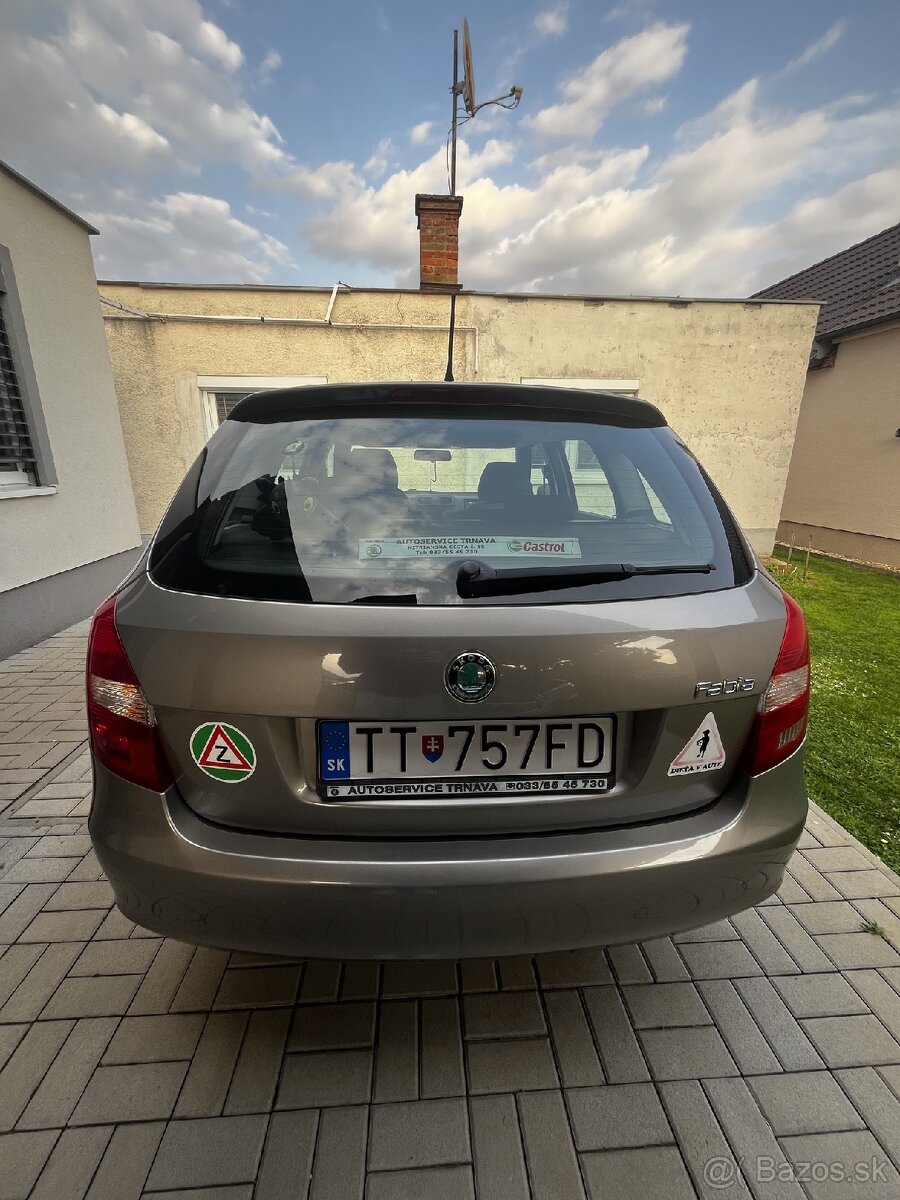 Škoda Fabia Combi 1.2 HTP - 4