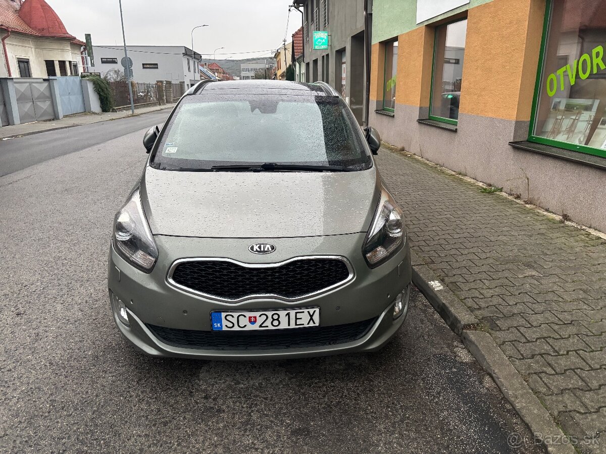 KIA Carens 1,7 CRDI 100kw AT, panoráma Full výbava - 4