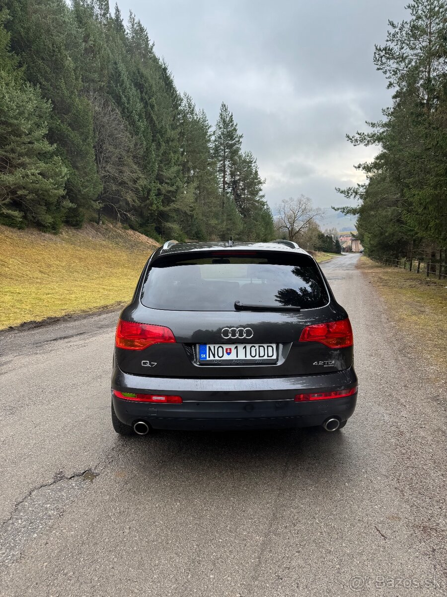 Audi Q7 4.2 TDI V8 Quattro - 4