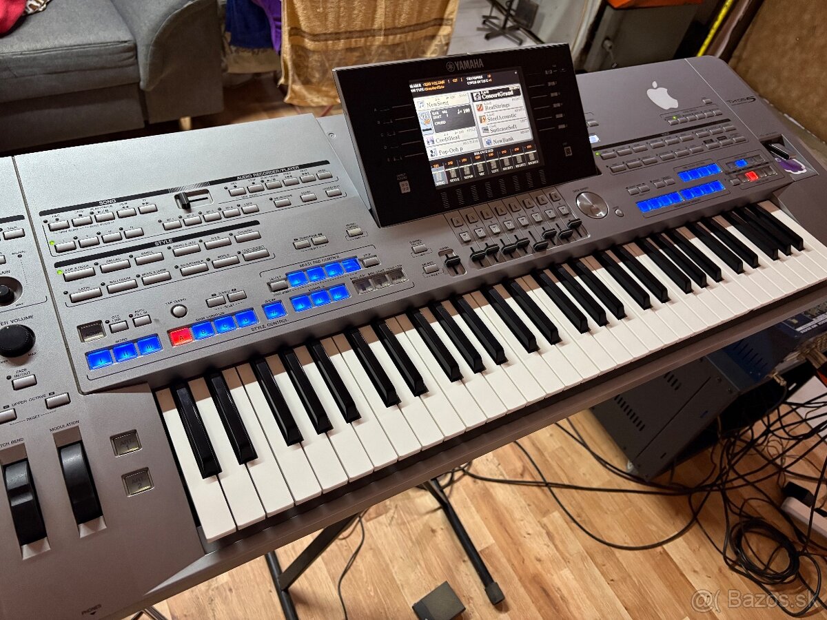 Yamaha Tyros 5 - 4