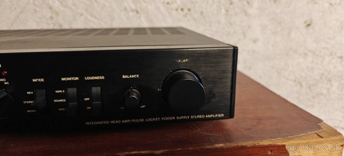 Wega zosilňovač - 4