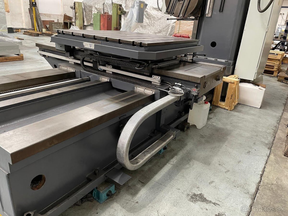 vodorovná vyvrtávačka stolová - TOS Varnsdorf W 100 A - 4