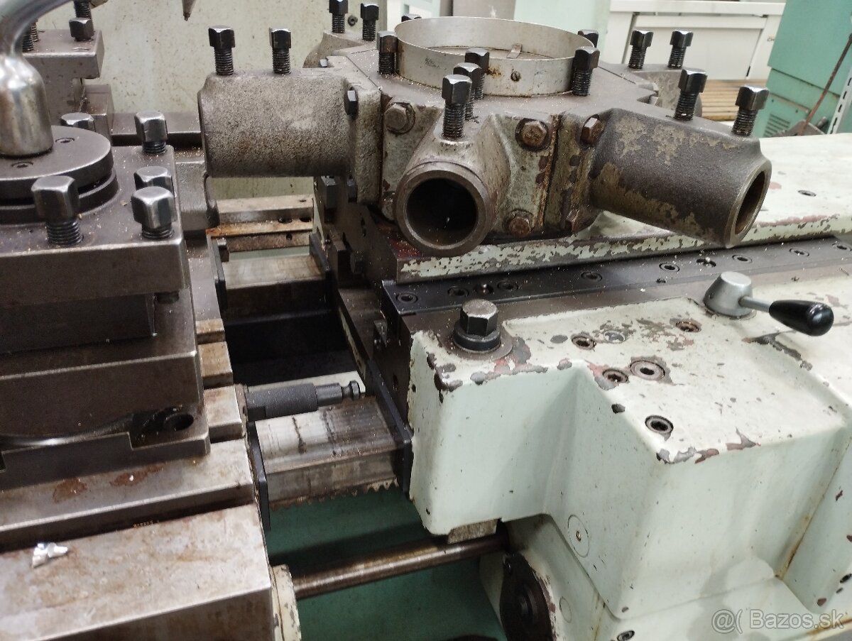 Sústruh SR50A (revolver) - 4