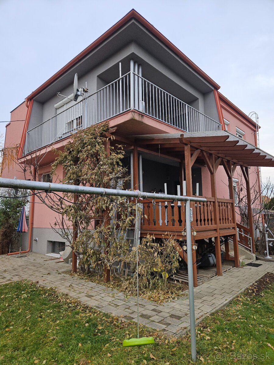 Rodinný dom Hronovce - 4