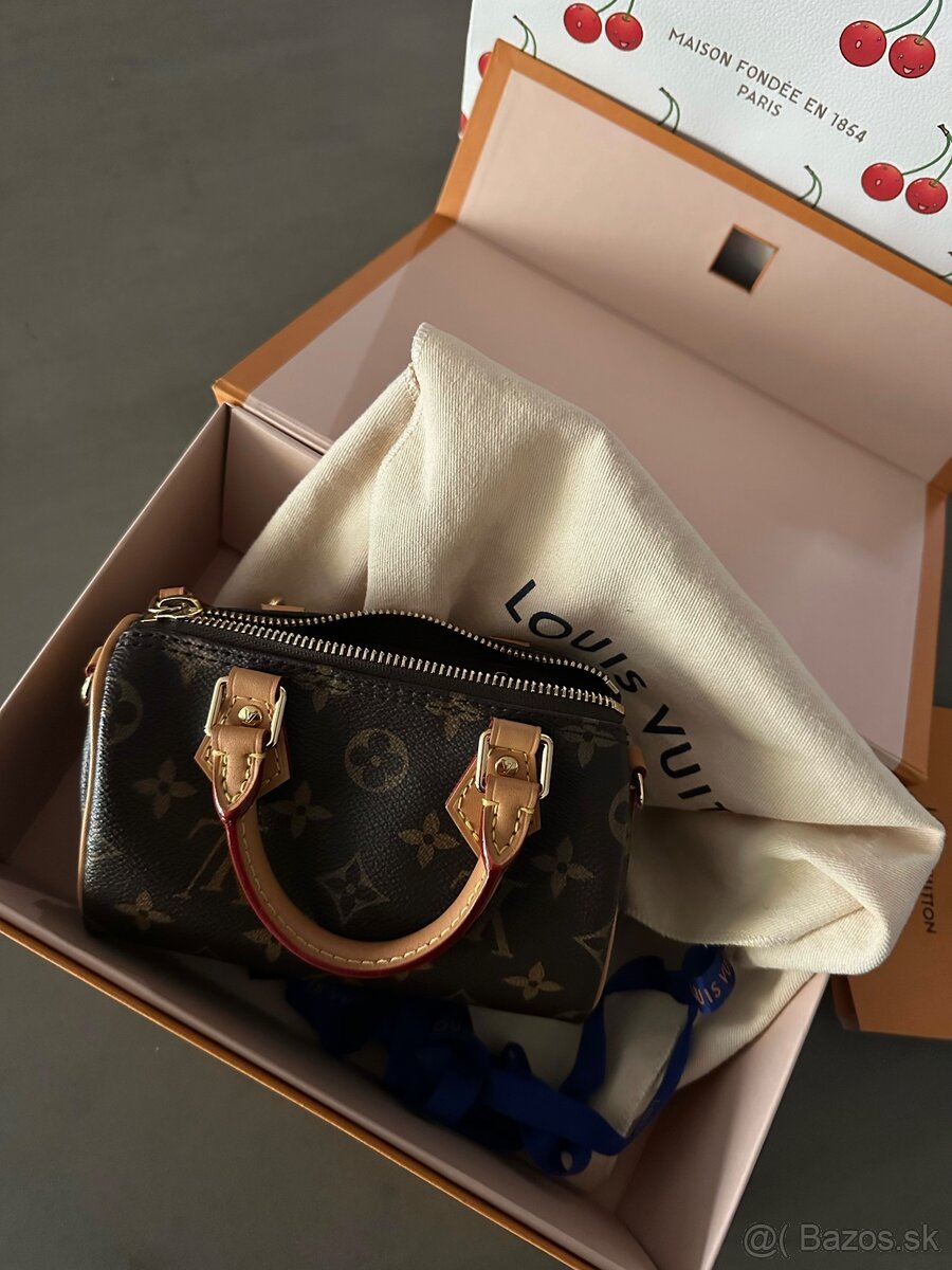 Kabelka Louis Vuitton Nano Speedy - 4
