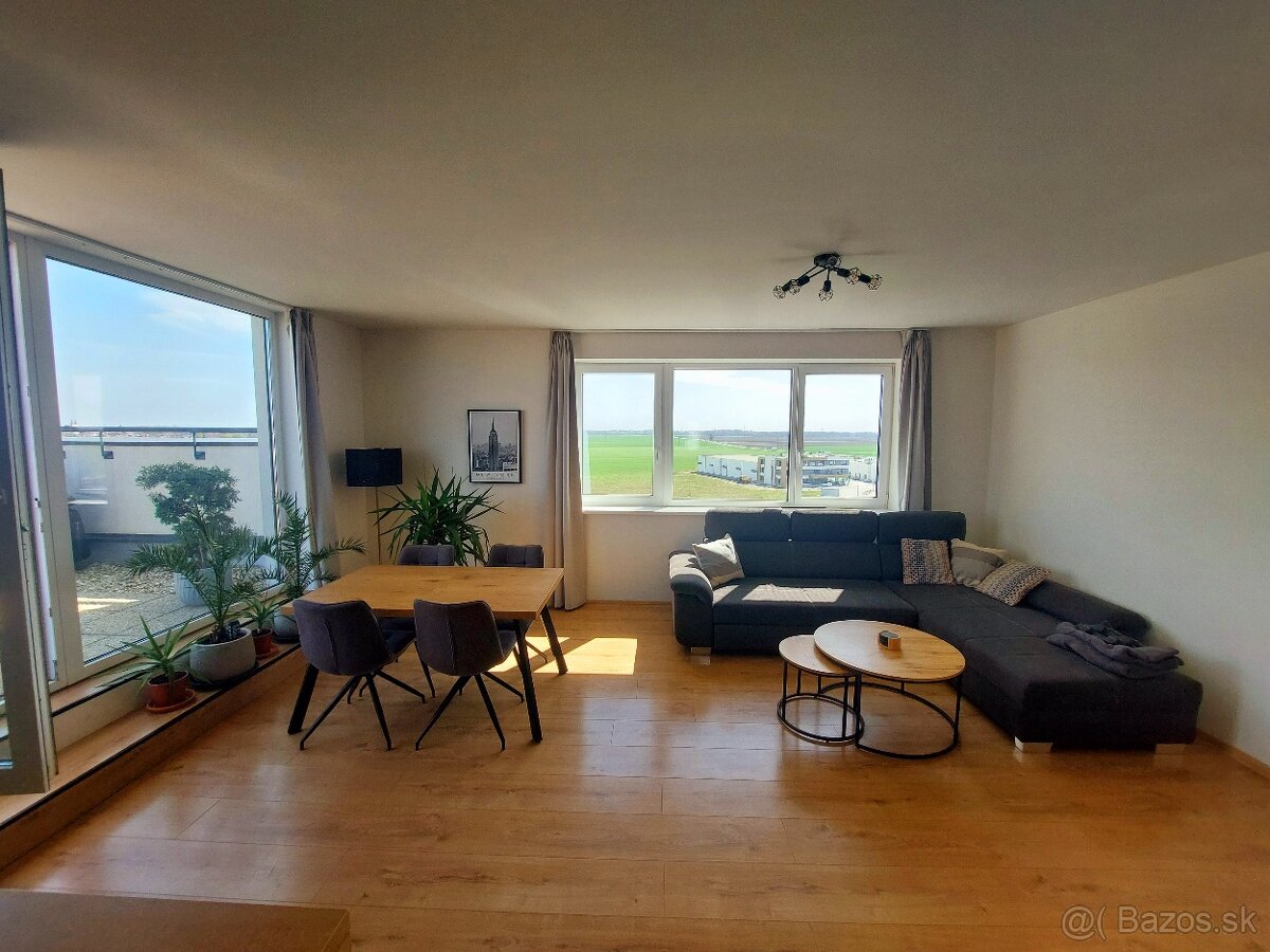 Na predaj priestranný 3-izbový byt s veľkou terasou MIKO - 4