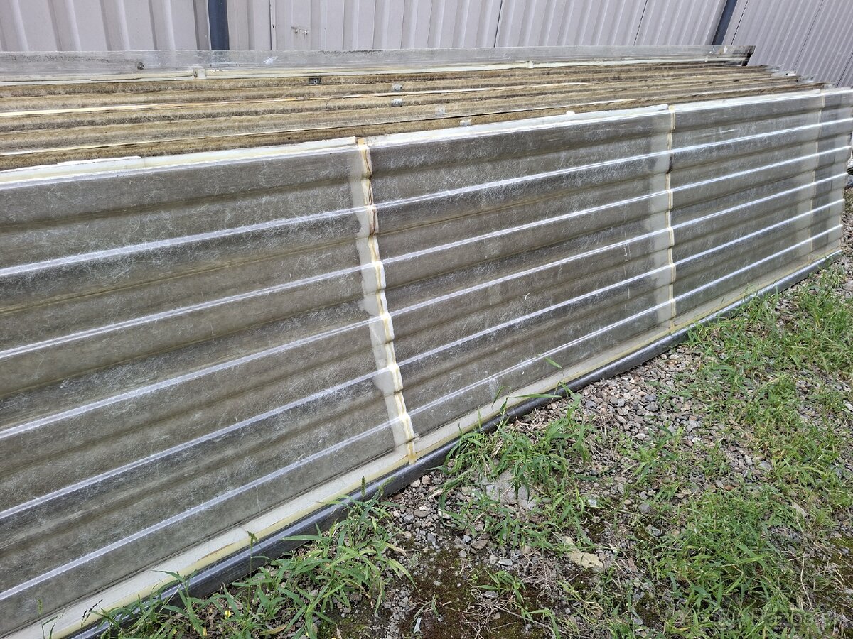 Svetlik strešný na sendvičovú halu - 4