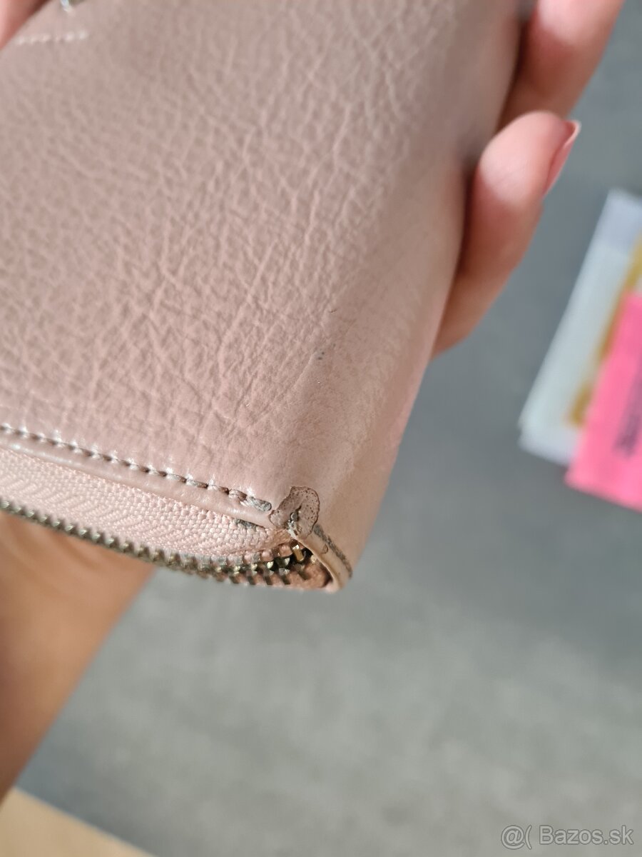 Dámska peňaženka Guess - 4